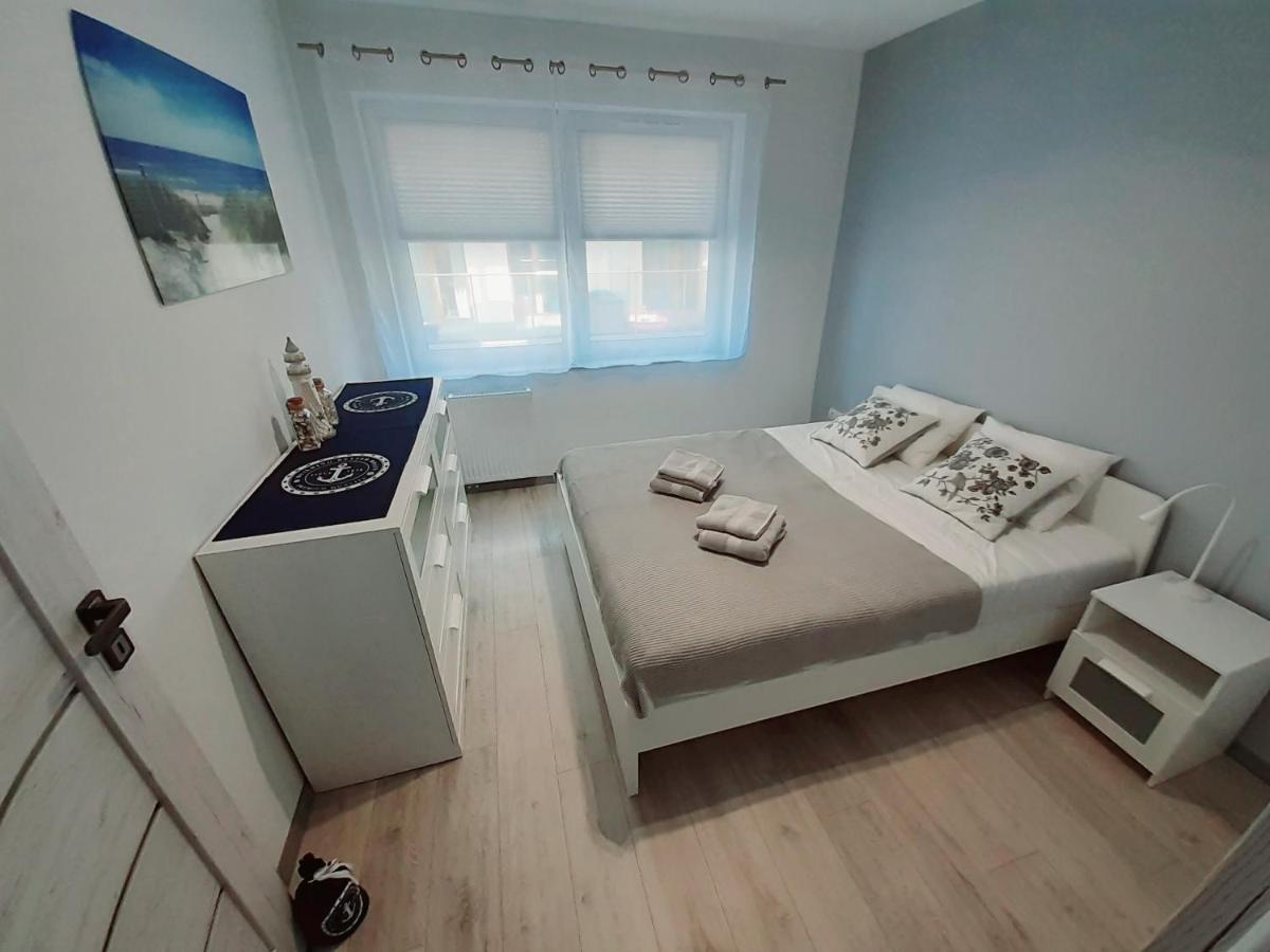 Apartament Kapitanski Mostek 17A Z Widokiem Na Port I Latarnie Morska Oraz Garazem Apartment Kołobrzeg Exterior foto